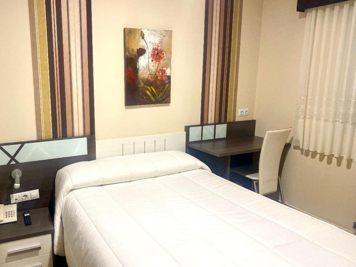 Hotel Spa Galatea Burela Екстер'єр фото